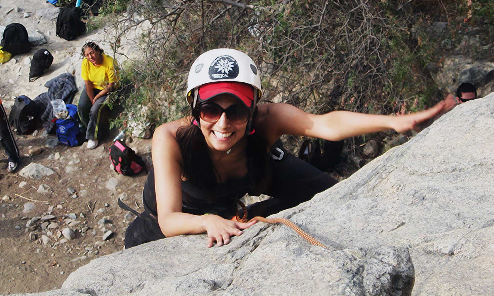 fullday de escalada en roca zenda escuela de montañismo rock climbing