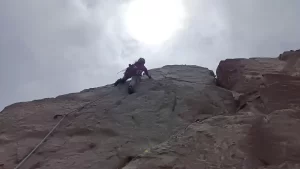 curso intermedio de escalada en roca zenda escuela de montañismo